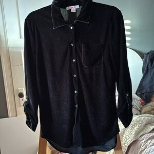 Black velvet gem snap shirt size small